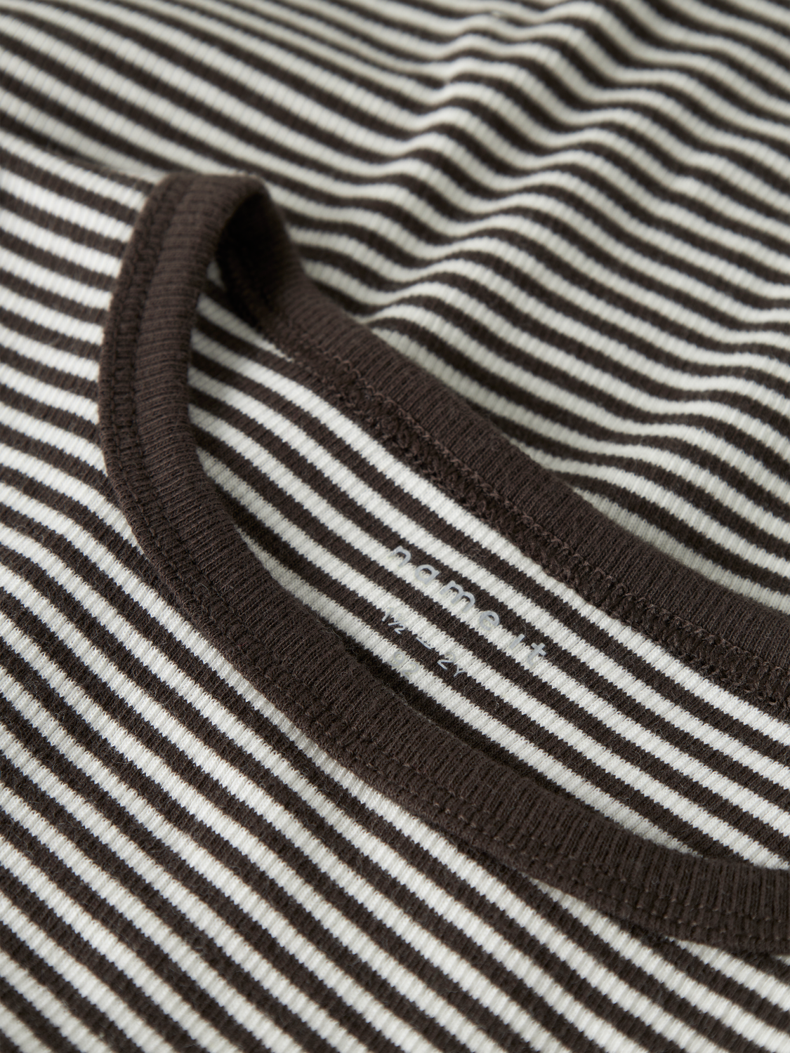 model_shot-front_full